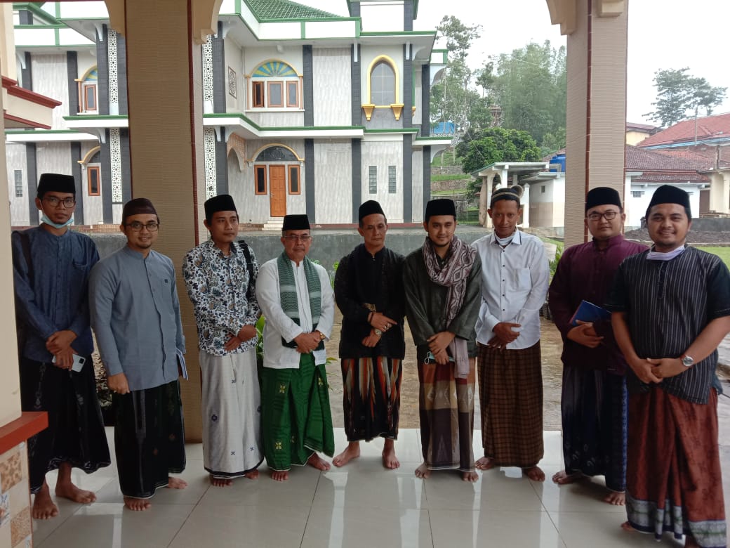 Ra Usman dan Ra Ismail Napak Tilas Ulama Sunda Murid Syekhona Kholil Bangkalan