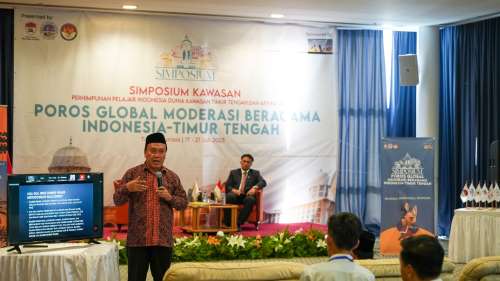 Di Simposium Kawasan PPI Tunisia, Ahmad Baso jelaskan moderasi beragama Wali Songo